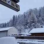 祖姆弗兰兹斯坎奈尔旅馆 酒店 3*