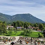 祖姆弗兰兹斯坎奈尔旅馆 酒店 3*