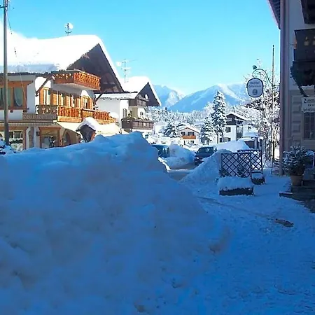 Zum Franziskaner Otel